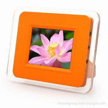 3.5-inch Digital Photo Frame with Full Window or Full Picture View